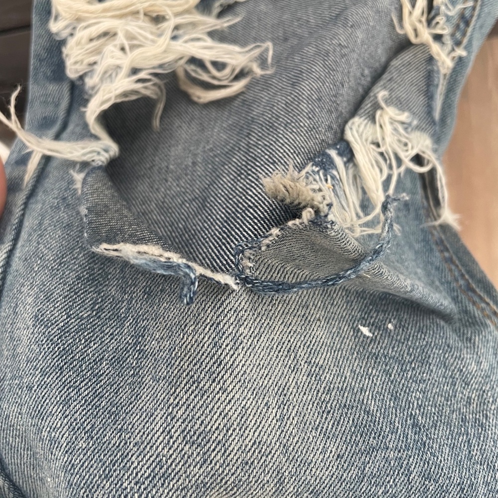 Low Rise Ripped Jeans - Picture 4 of 4